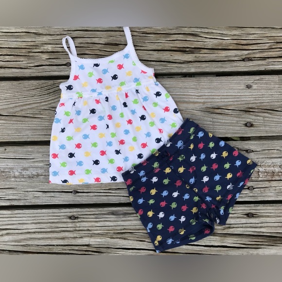 18-24m Girls BABY GAP Fish Pattern Mix Match Set Tunic Tank Top Knit Shorts - Picture 1 of 7